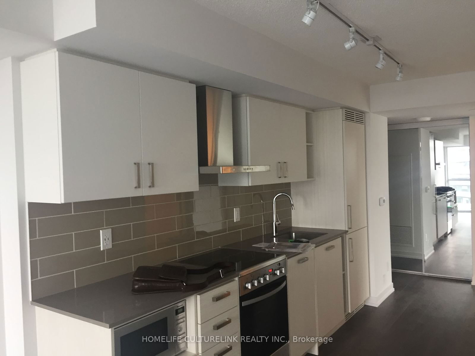 Condo for lease at 2605-125 Redpath Avenue, Toronto, Mount Pleasant West, M4S 0B5 - MLS: C11928770