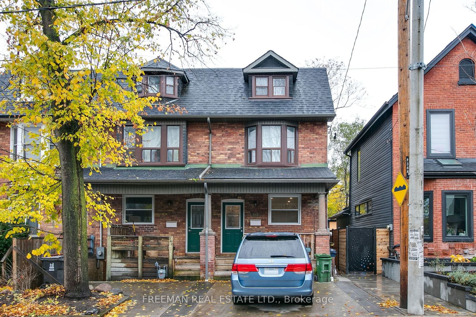 Building at 342 Howland Avenue, Toronto, Casa Loma