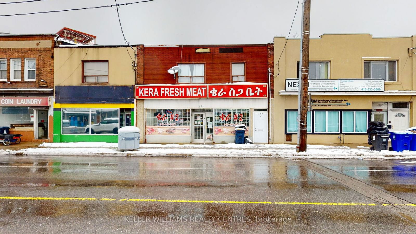 Store W/Apt/Office for sale at 621 Vaughan Road, Toronto, Oakwood Village, M6C 2R4 - MLS: C11929199