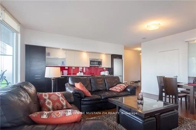 Condo for lease at 2001-8 Telegram Mews, Toronto, Waterfront Communities C1, M5V 3Z5 - MLS: C11929251