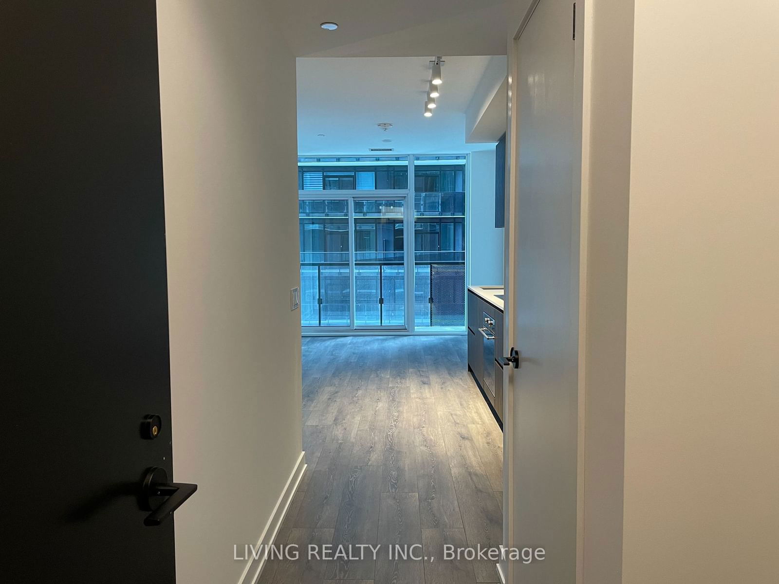 Condo for lease at 1901-117 Broadway Avenue, Toronto, Mount Pleasant West, M4P 1V3 - MLS: C11929650