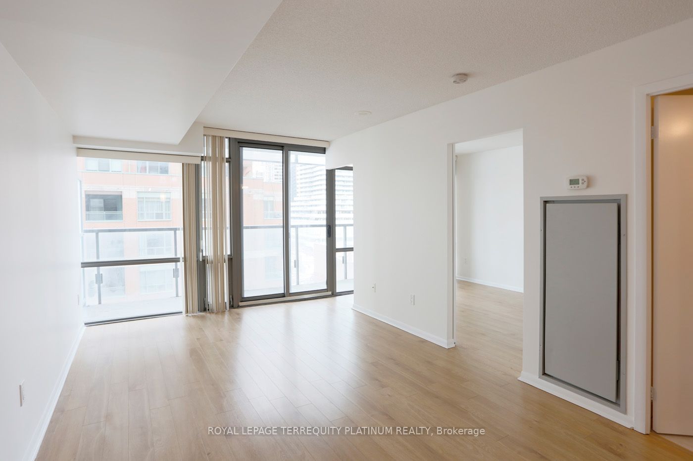 Condo for lease at 806-37 Grosvenor Street, Toronto, Bay Street Corridor, M4Y 3G5 - MLS: C11929734