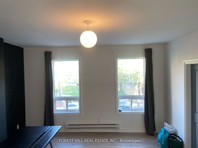 Unit 2nd Flr — 1078 Queen St, Toronto - Trinity-Bellwoods image-0-4