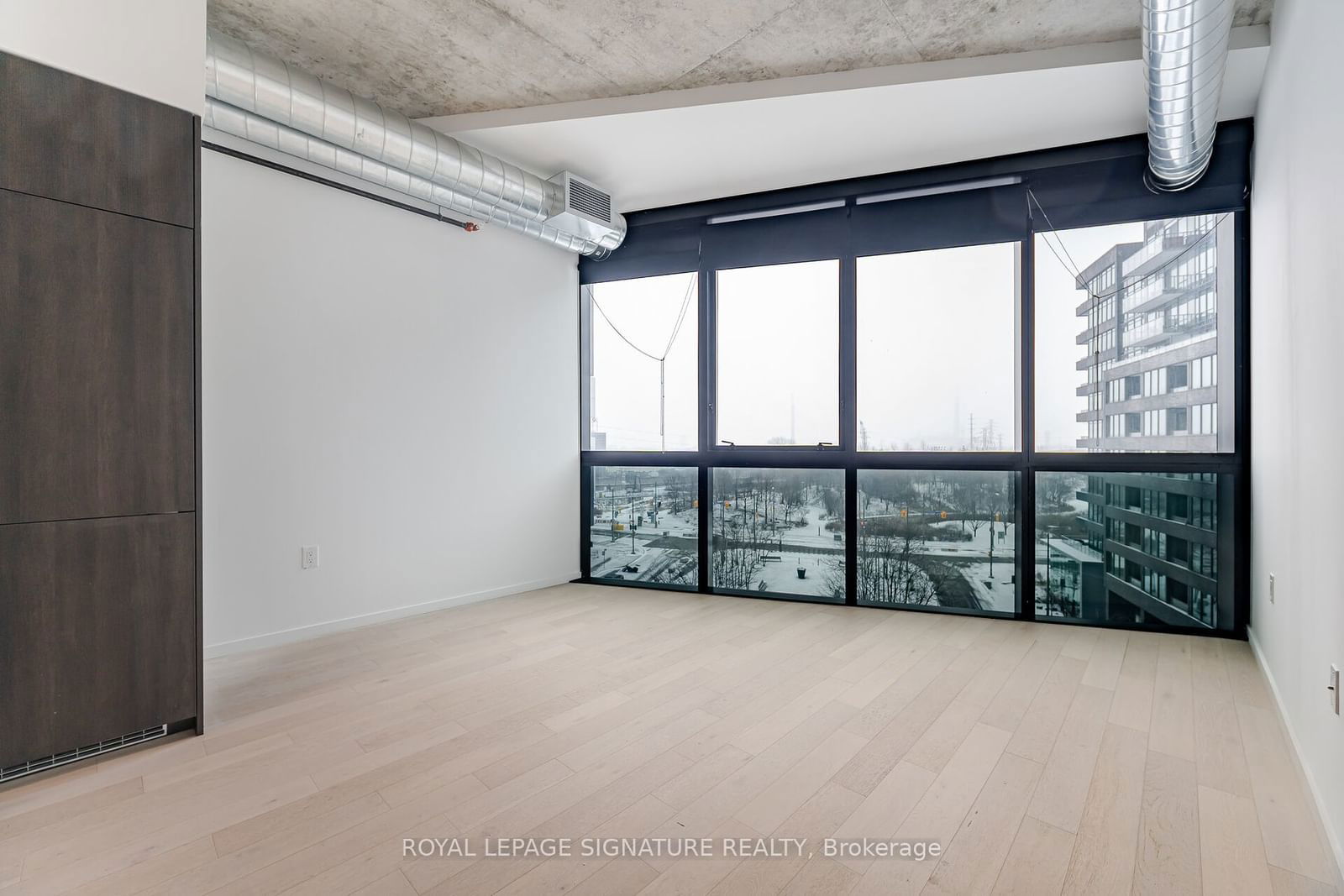 Condo for sale at 617-21 Lawren Harris Square, Toronto, Waterfront Communities C8, M5A 0T4 - MLS: C11929776