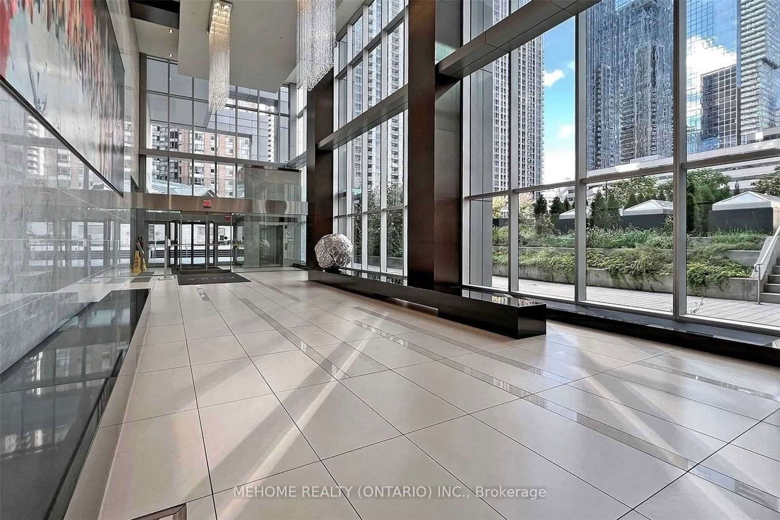 Condo for lease at 2008-386 Yonge Street, Toronto, Bay Street Corridor, M5B 0A5 - MLS: C11930047