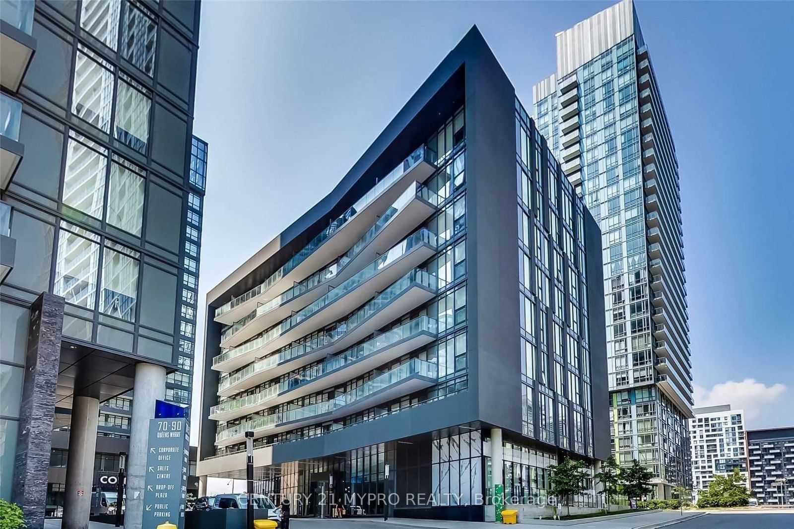 Condo for sale at 807-90 Queens Wharf Road, Toronto, Waterfront Communities C1, M5V 0P2 - MLS: C11930146