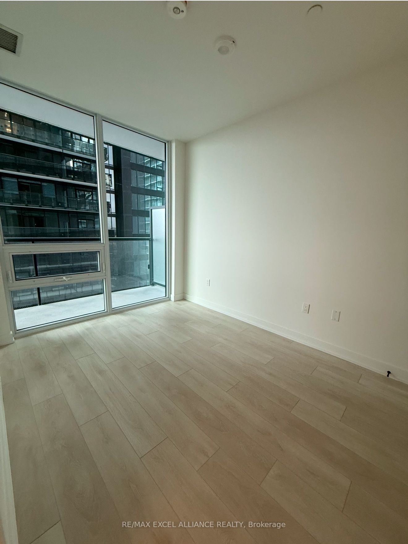 Condo leased at 1913-117 Broadway Avenue, Toronto, Mount Pleasant West, M4P 1V3 - MLS: C11930174