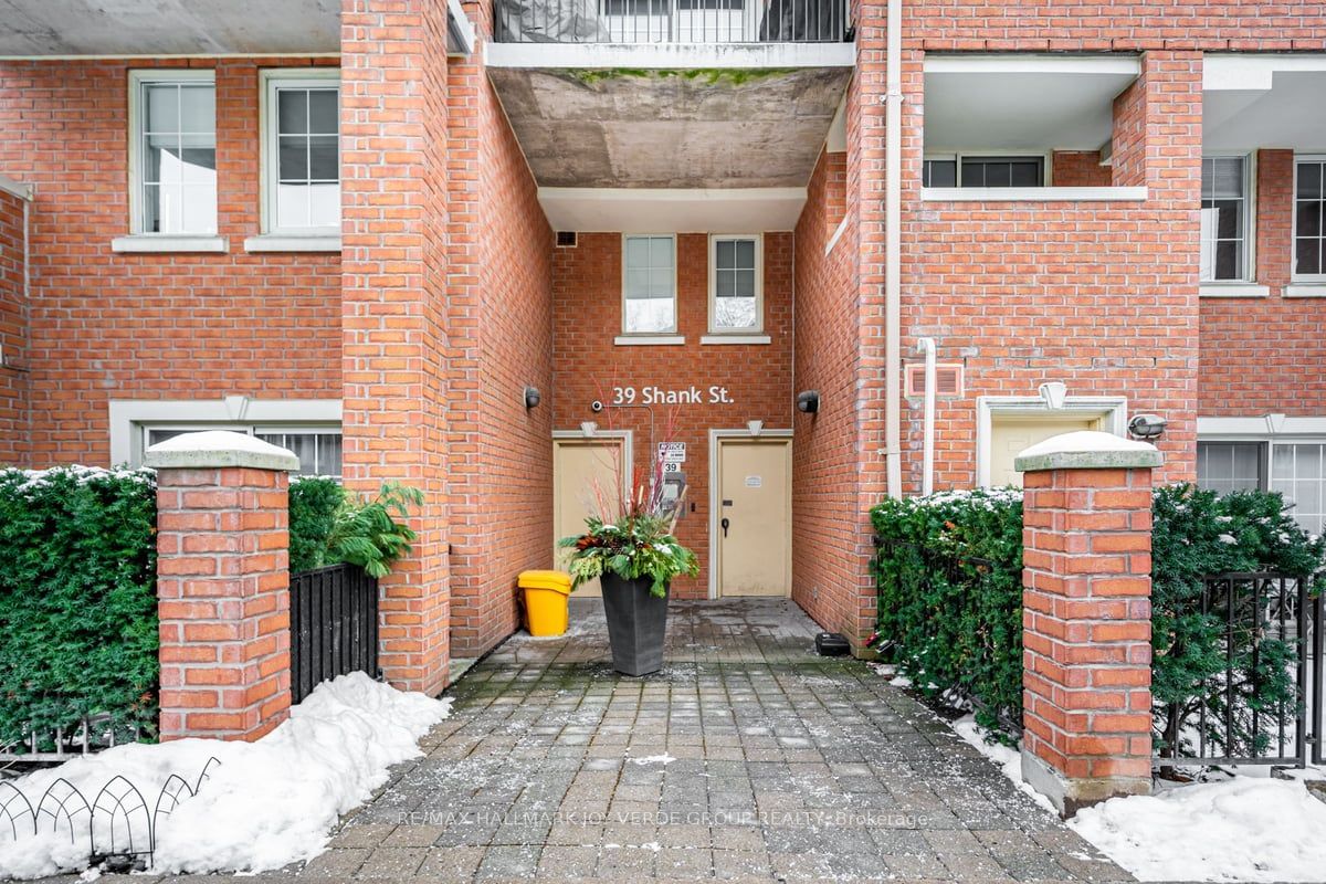 Townhouse for lease at 309-39 Shank Street, Toronto, Niagara, M6J 3X3 - MLS: C11930229