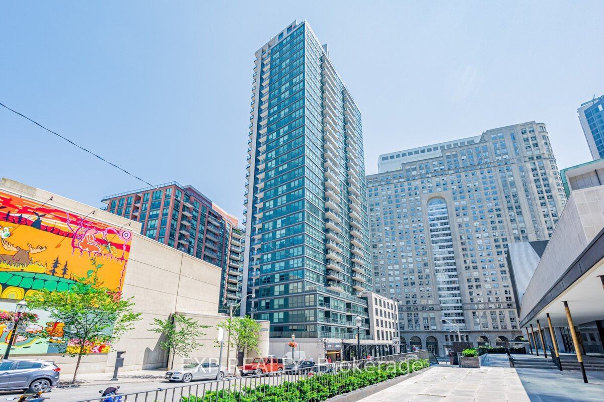 Condo for sale at 709-1 Scott Street, Toronto, Waterfront Communities C8, M5E 1A1 - MLS: C11930285