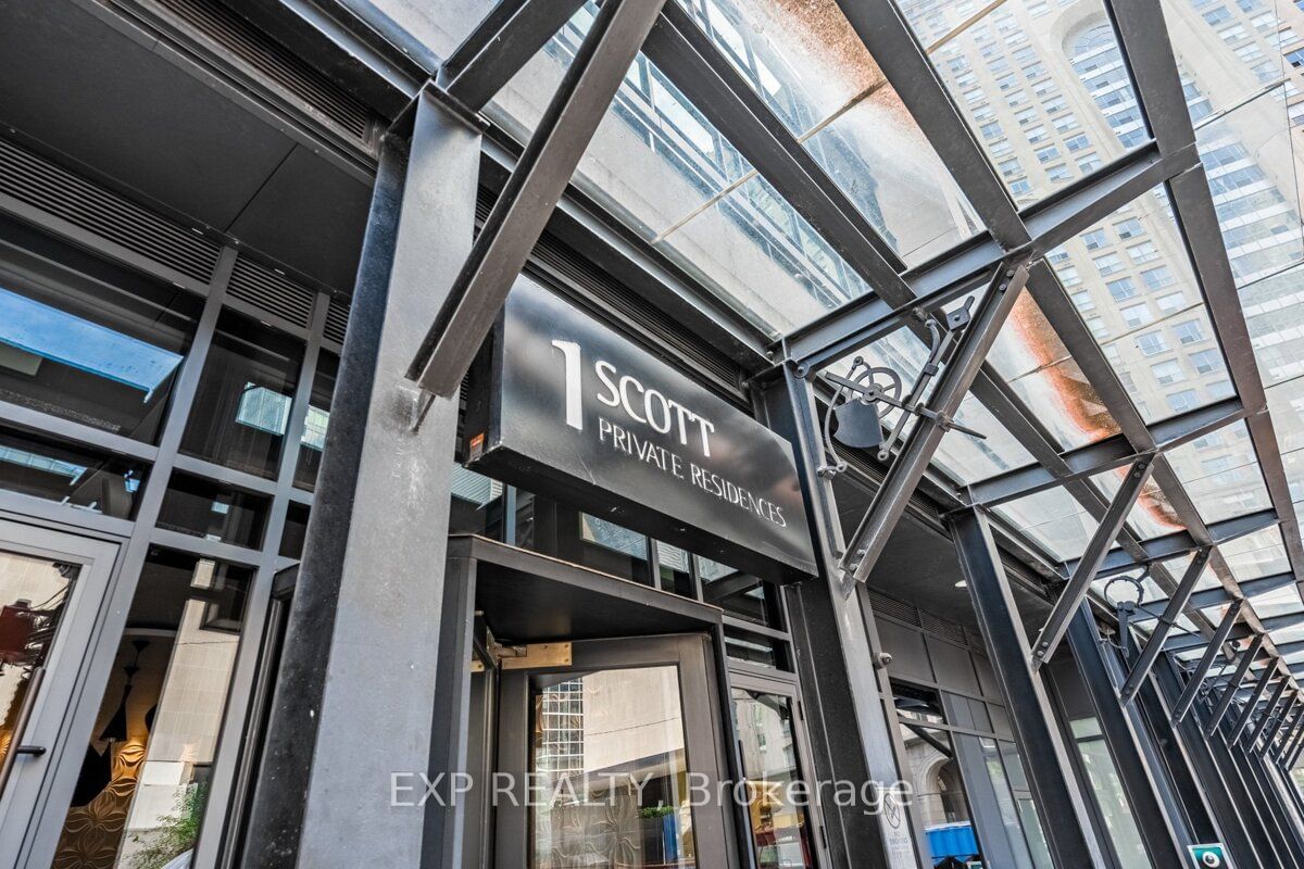 Condo for sale at 709-1 Scott Street, Toronto, Waterfront Communities C8, M5E 1A1 - MLS: C11930285