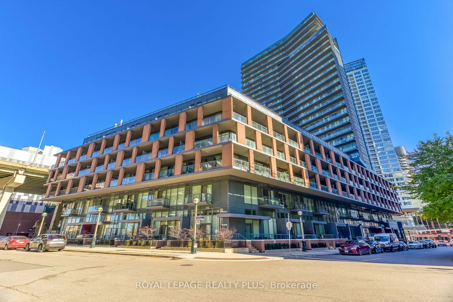 Condo leased at LPH9-20 Bruyeres Mews, Toronto, Niagara, M5V 0G8 - MLS: C11930608