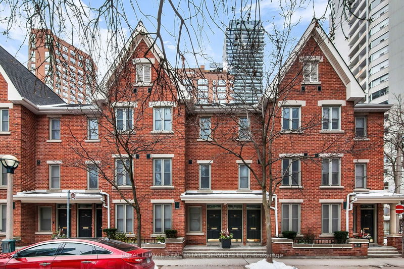home for lease on 78 St Nicholas Street
