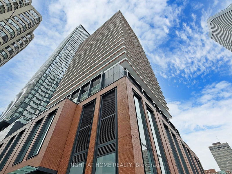 18 Maitland Terr #2302, Toronto, Ontario