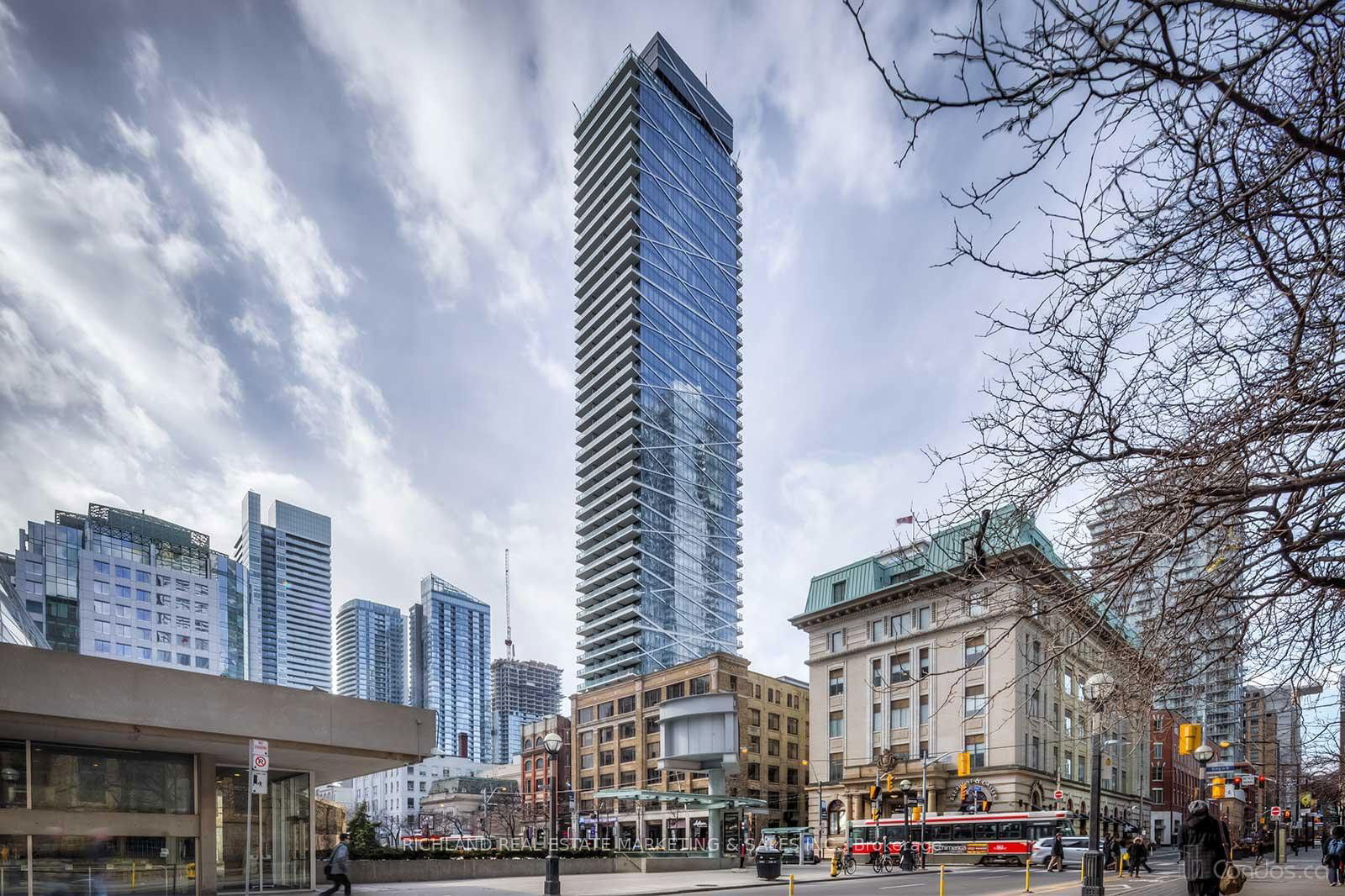 Condo leased at 1805-224 King Street, Toronto, Waterfront Communities C1, M5H 0A6 - MLS: C11931024