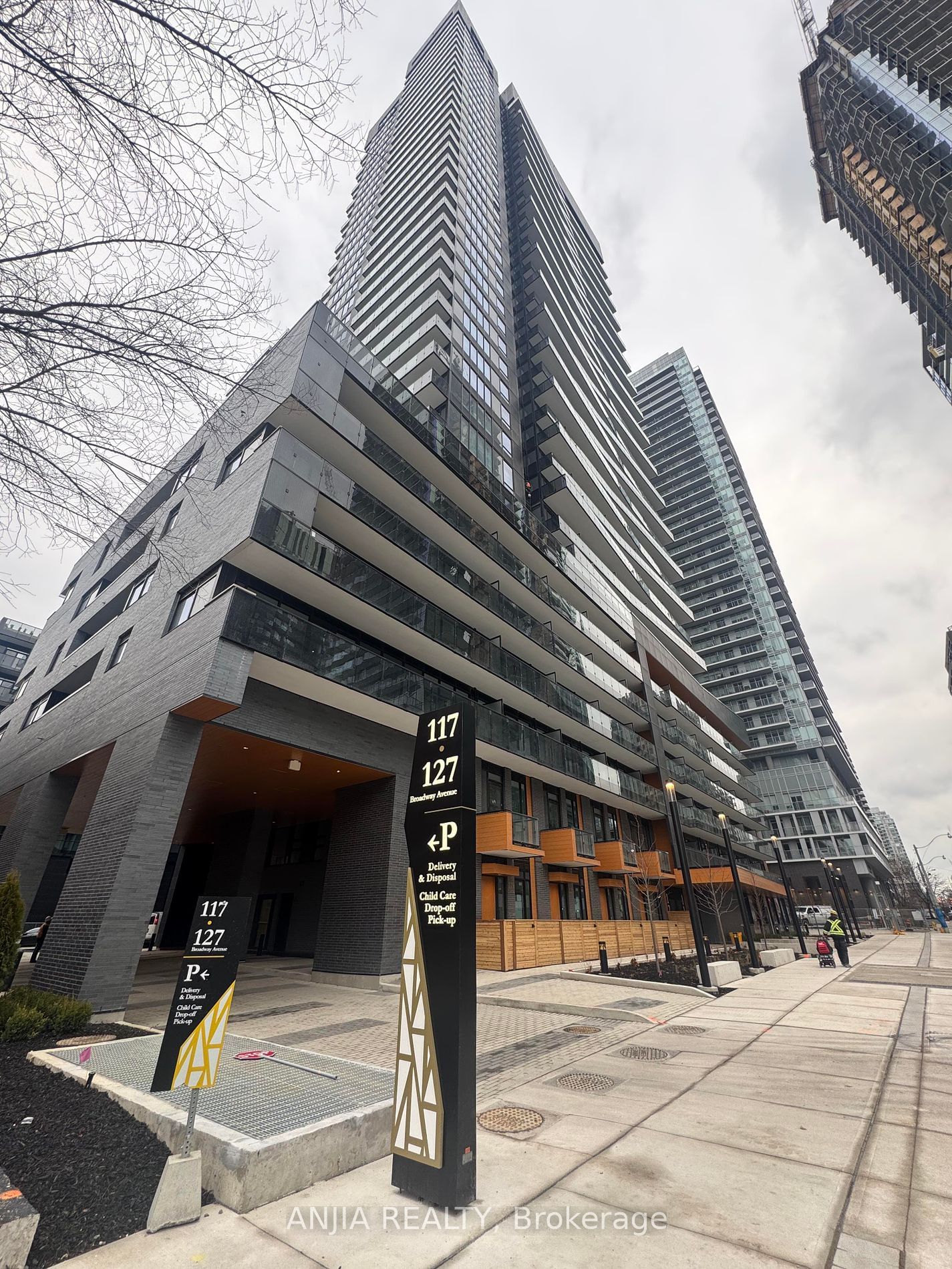 Condo for lease at 908-117 BROADWAY Avenue, Toronto, Mount Pleasant West, M4P 1V3 - MLS: C11931047