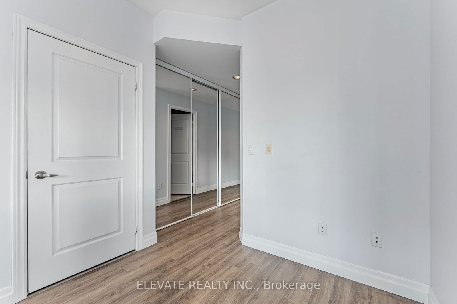 Condo for sale at LPH5-15 Stafford Street, Toronto, Niagara, M5V 3X6 - MLS: C11931162