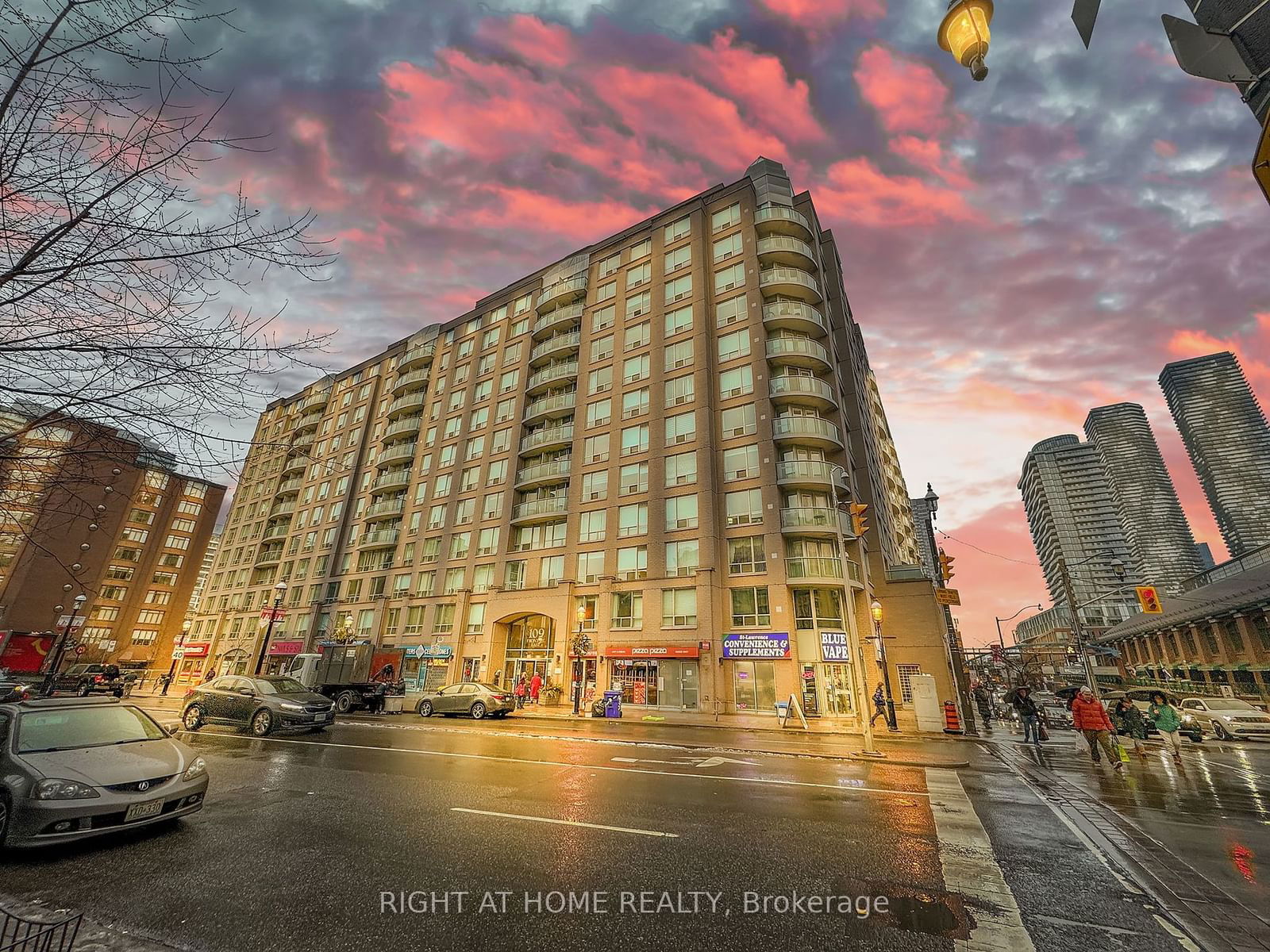 Condo for sale at 303-109 Front Street, Toronto, Waterfront Communities C8, M5A 4P7 - MLS: C11931244