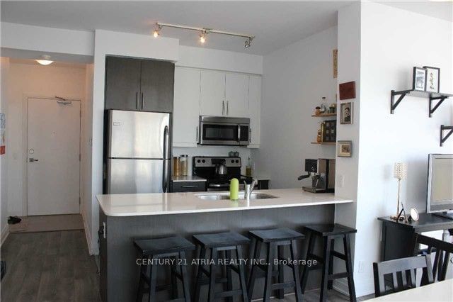 Condo leased at 1004-530 St Clair Avenue, Toronto, Humewood-Cedarvale, M6C 0A2 - MLS: C11931317