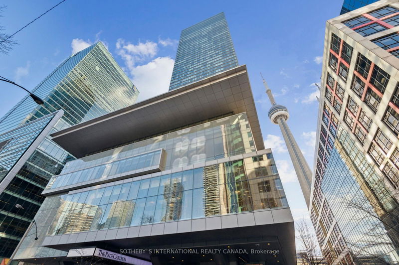 home for sale on 2902-183 Wellington Street W