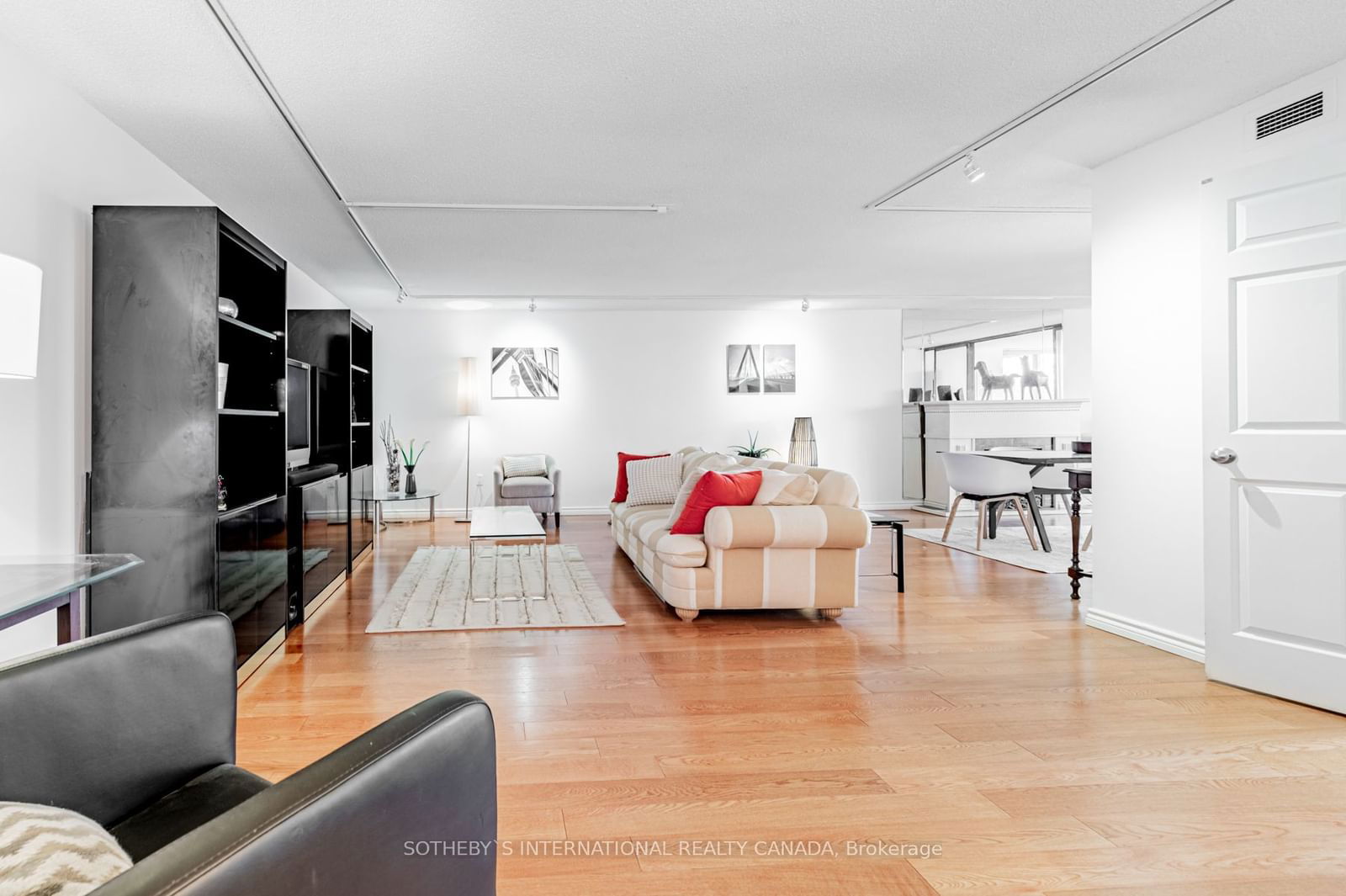 Condo sold at 505-360 Bloor Street, Toronto, Rosedale-Moore Park, M4W 3M3 - MLS: C11931589