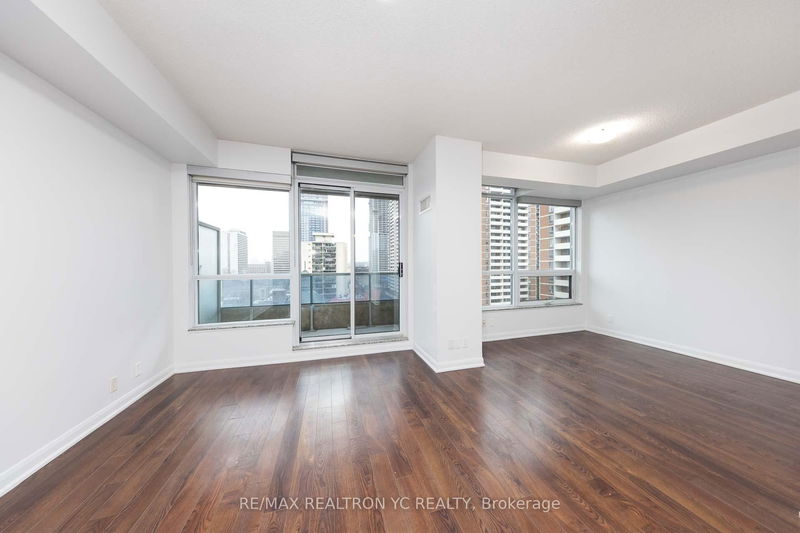 home for lease on 902-500 Sherbourne Street