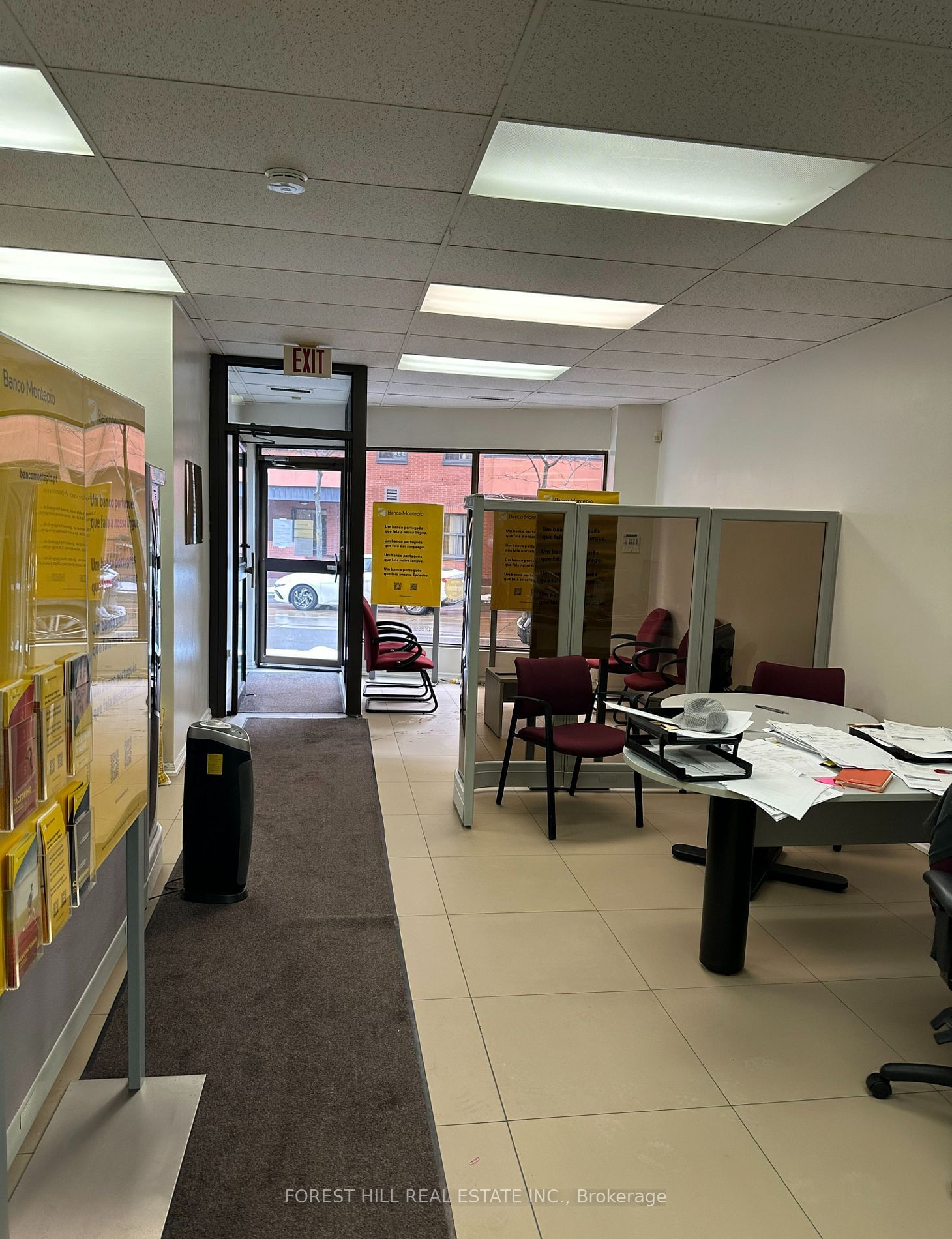 Commercial/Retail for lease at Main-1286 Dundas Street, Toronto, Little Portugal, M6J 1X7 - MLS: C11931660