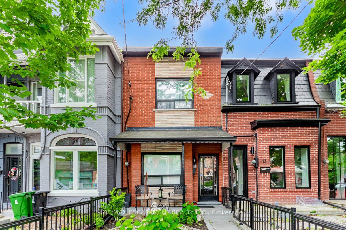 Townhouse for sale at 11 Alma Avenue, Toronto, Little Portugal, M6J 1N2 - MLS: C11932037