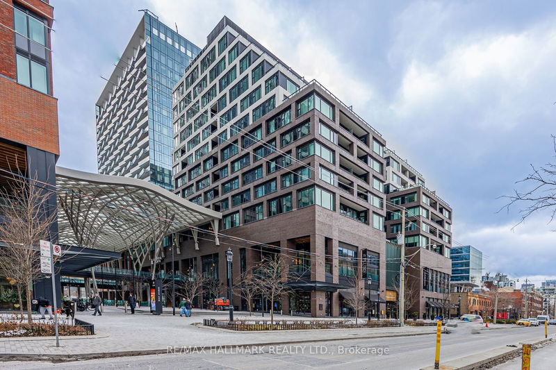 home for sale on 407-455 Wellington Street W