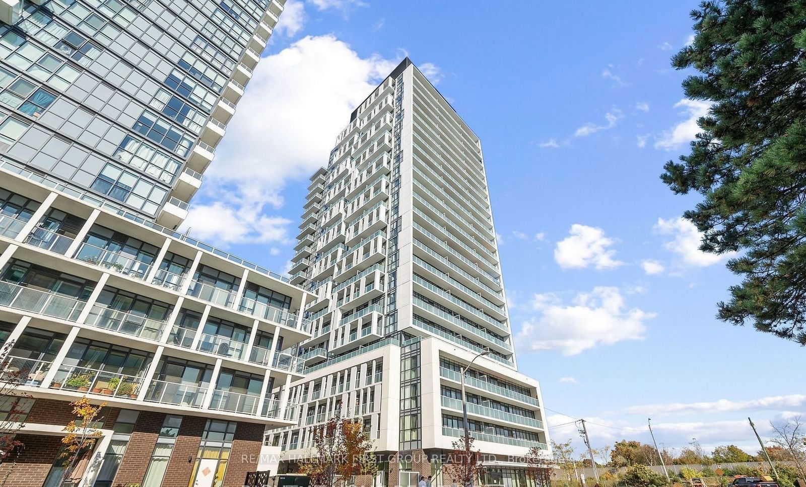 Condo for sale at 1015-188 Fairview Mall Drive, Toronto, Don Valley Village, M2J 0H7 - MLS: C11932438