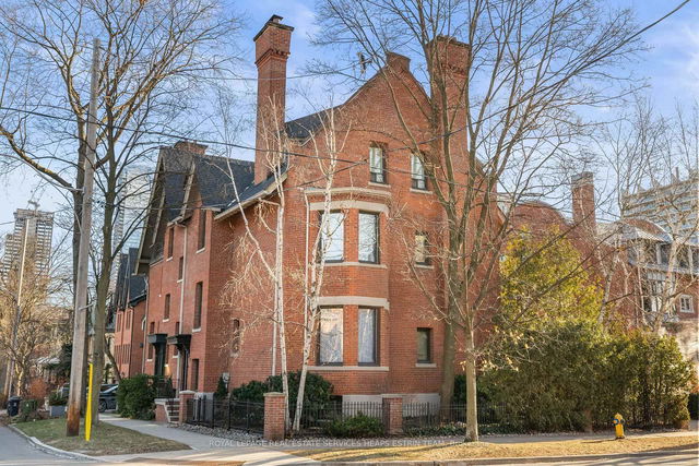 65 Elgin Avenue