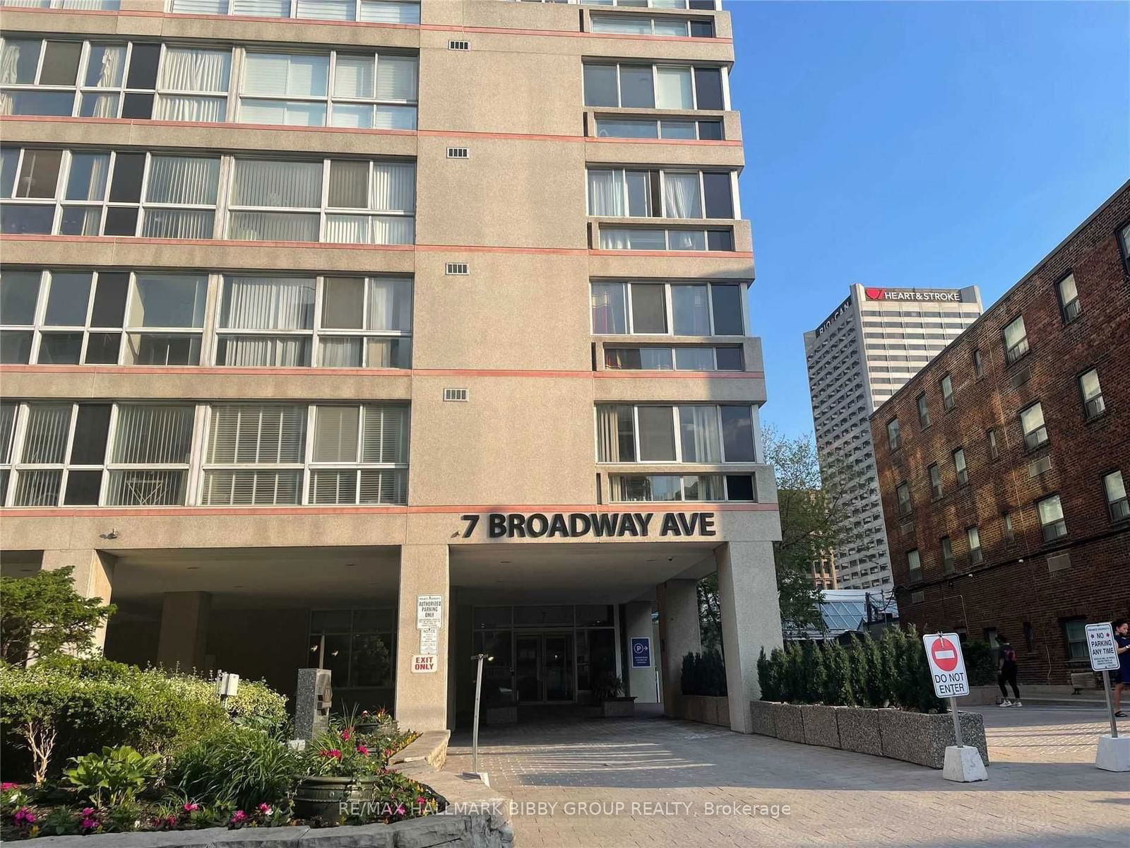 Condo for lease at 412-7 Broadway Avenue, Toronto, Mount Pleasant West, M4P 3C5 - MLS: C11932480