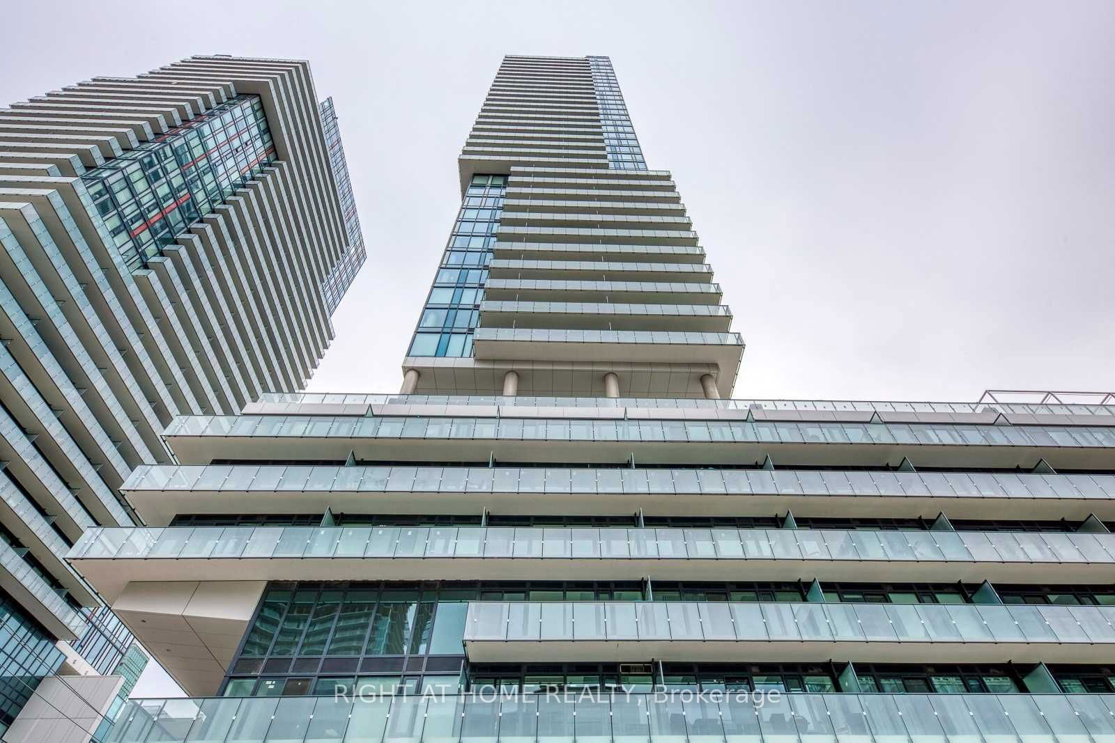 Condo leased at 4311-161 Roehampton Avenue, Toronto, Mount Pleasant West, M4P 0C8 - MLS: C11932564