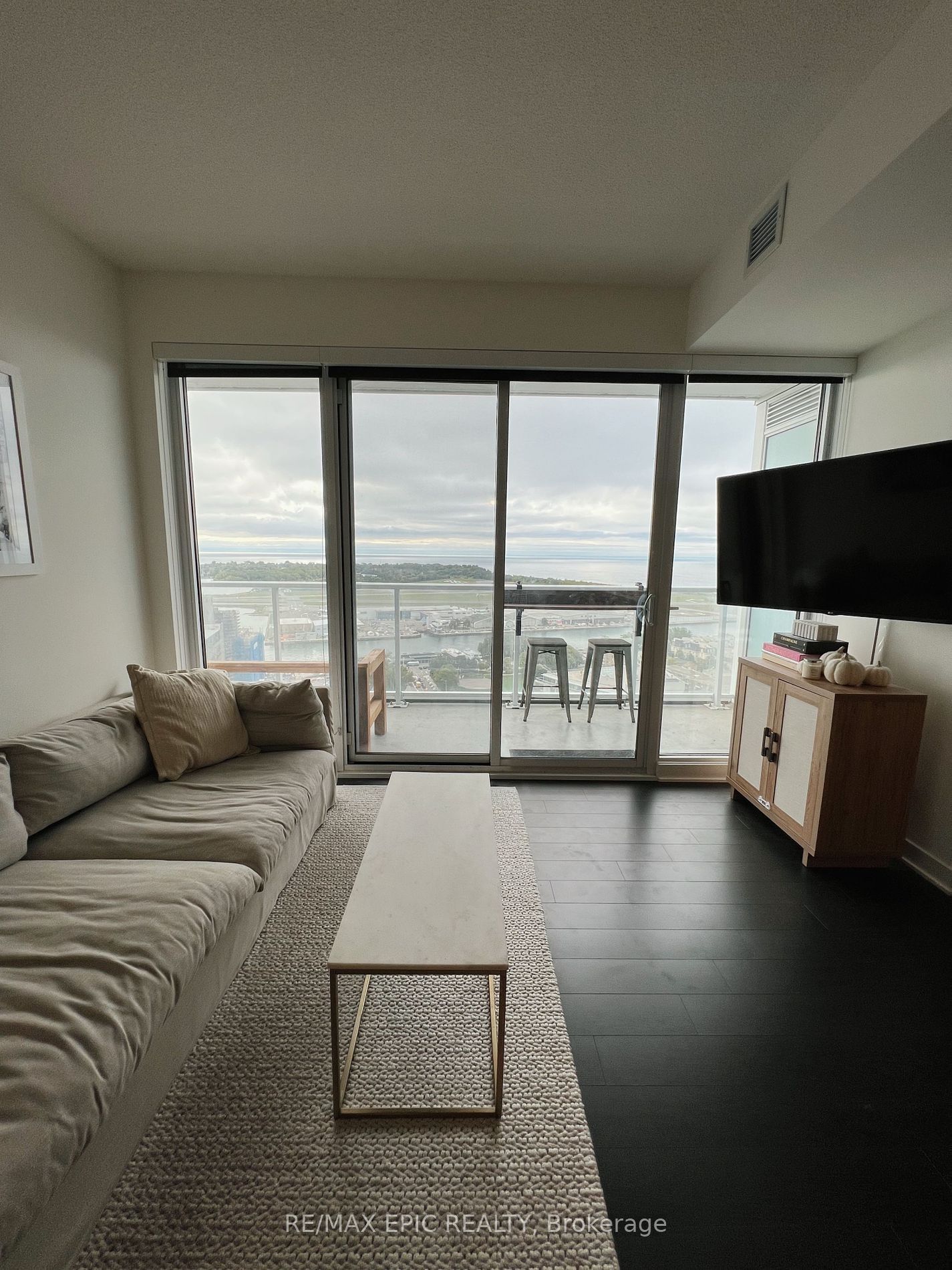 Condo for lease at 3602-17 Bathurst Street, Toronto, Waterfront Communities C1, M5V 1A5 - MLS: C11932700