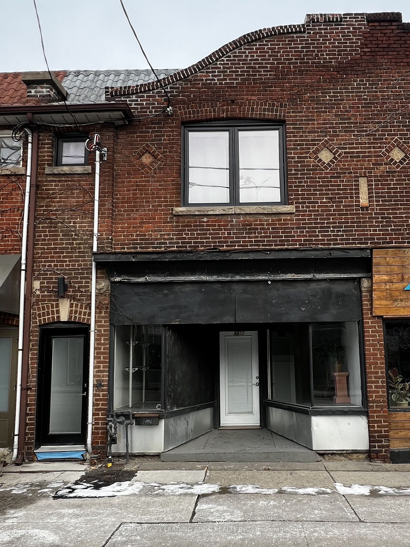 Store W/Apt/Office for sale at 1375 Bathurst Street, Toronto, Casa Loma, M5R 3H8 - MLS: C11932791