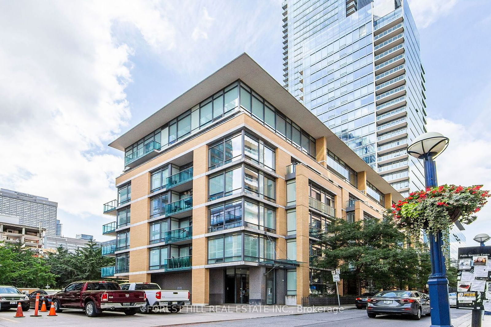 Condo for lease at 307-21 Scollard Street, Toronto, Annex, M5R 1G1 - MLS: C11933328