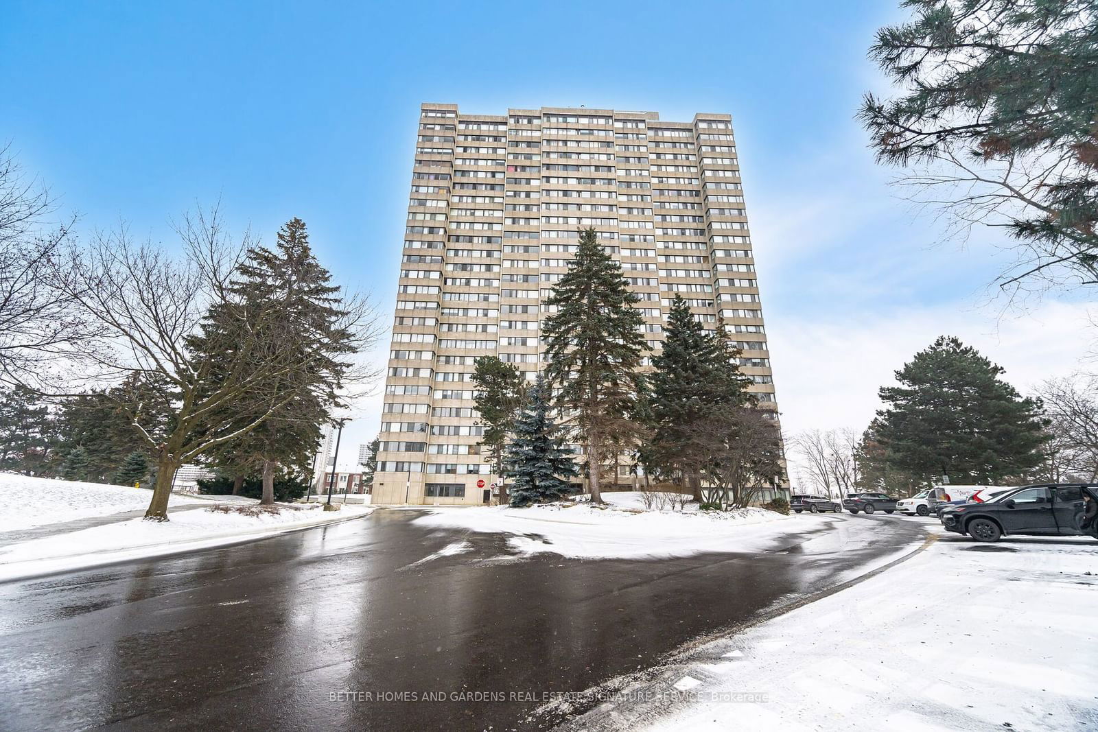 Condo for sale at 302-133 Torresdale Avenue, Toronto, Westminster-Branson, M2R 3T2 - MLS: C11933567