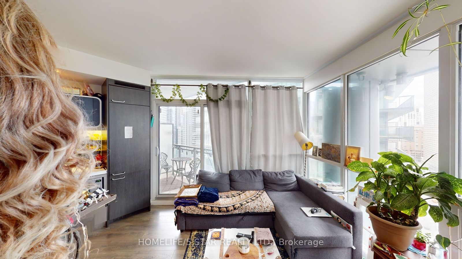 Listing Image 7