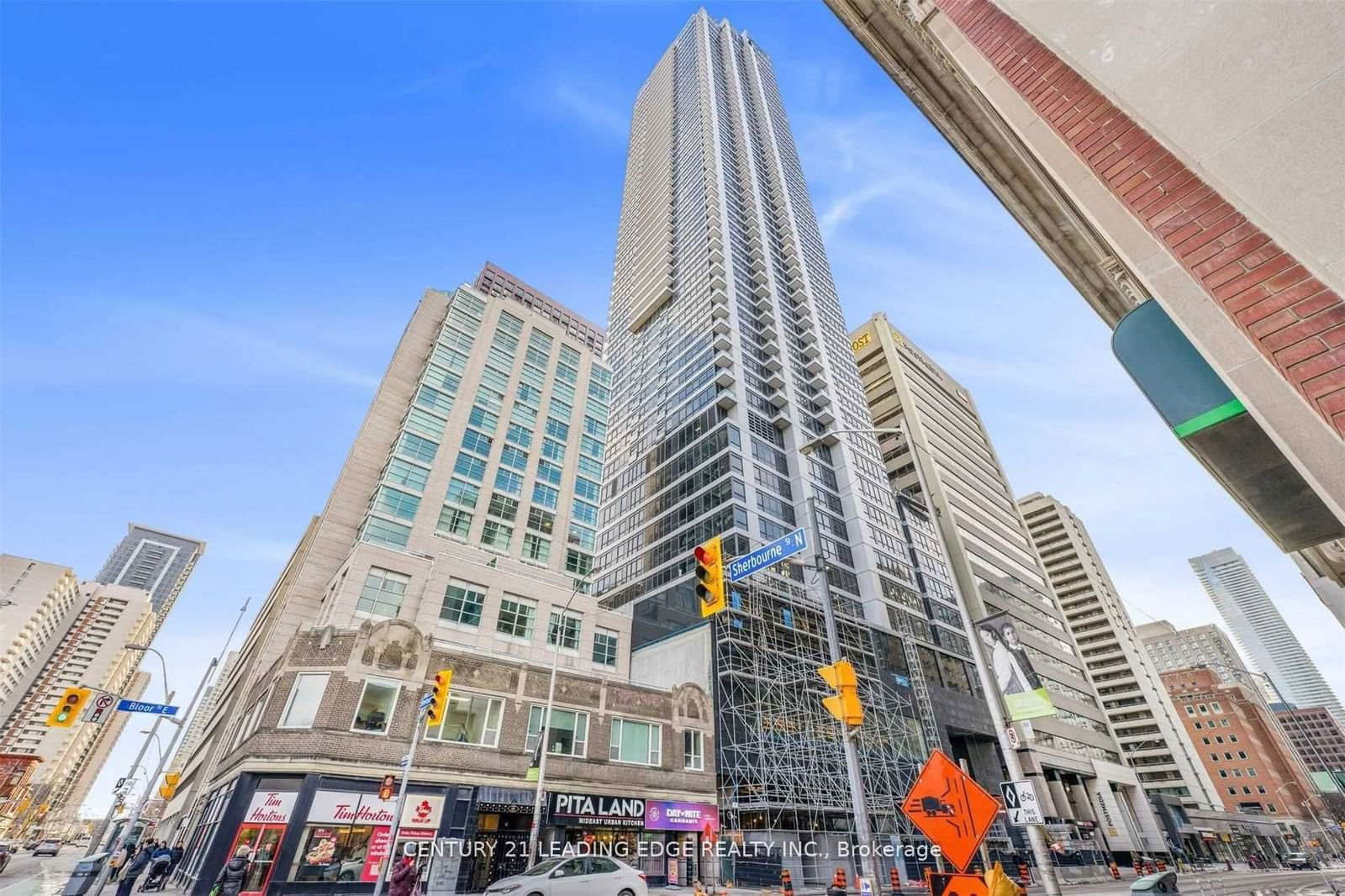 Condo for sale at 4708-395 Bloor Street, Toronto, North St. James Town, M4W 1H7 - MLS: C11934198