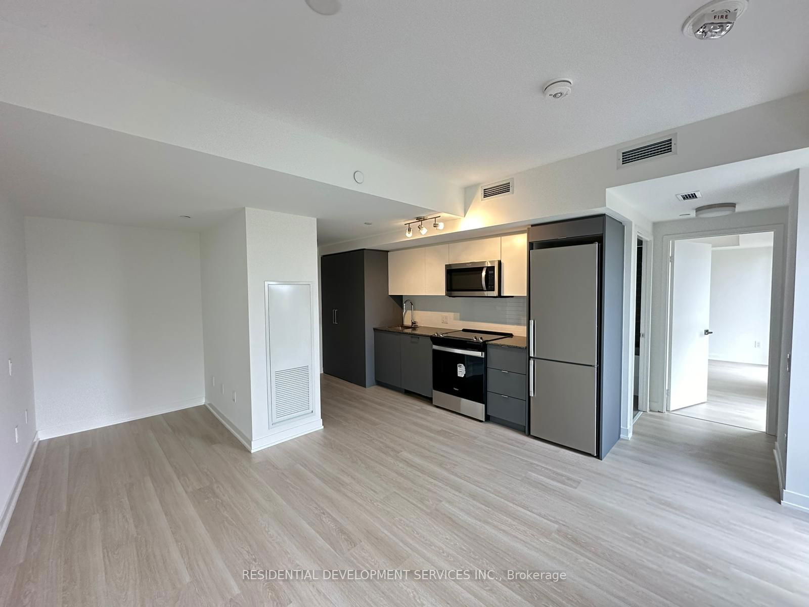 Condo for lease at 419-500 Wilson Avenue, Toronto, Clanton Park, M3H 0E5 - MLS: C11934222