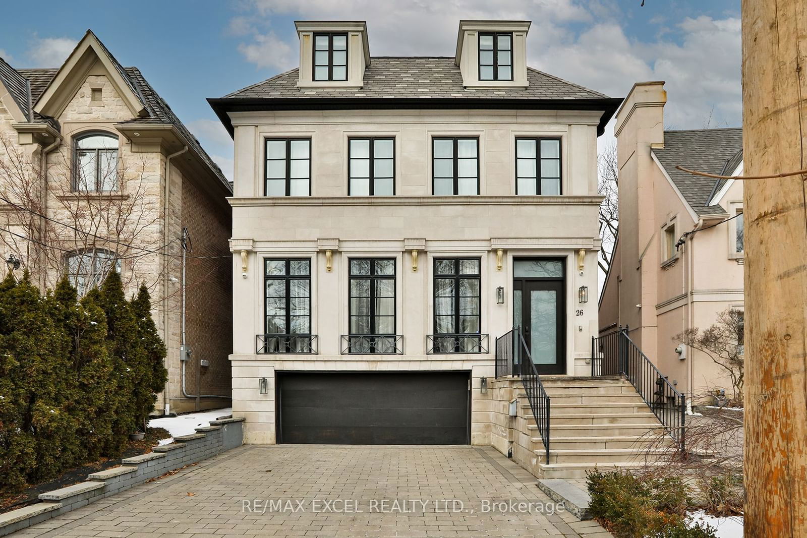 Detached House leased at 26 Strathearn Boulevard, Toronto, Forest Hill South, M5P 1S7 - MLS: C11934326