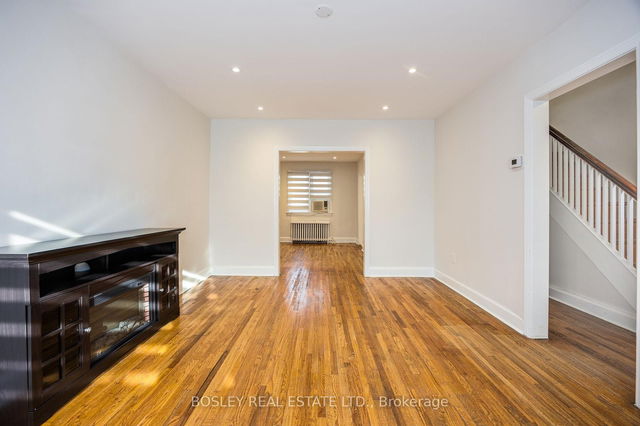 382 Merton Street