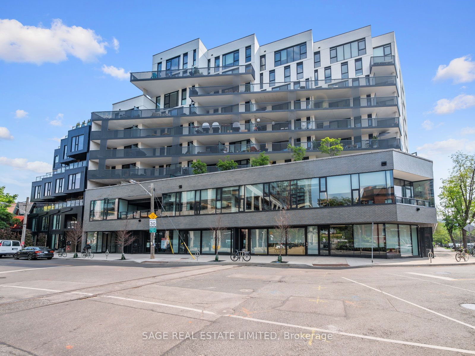 Condo for lease at 404-41 Dovercourt Road, Toronto, Little Portugal, M6J 3C2 - MLS: C11934330