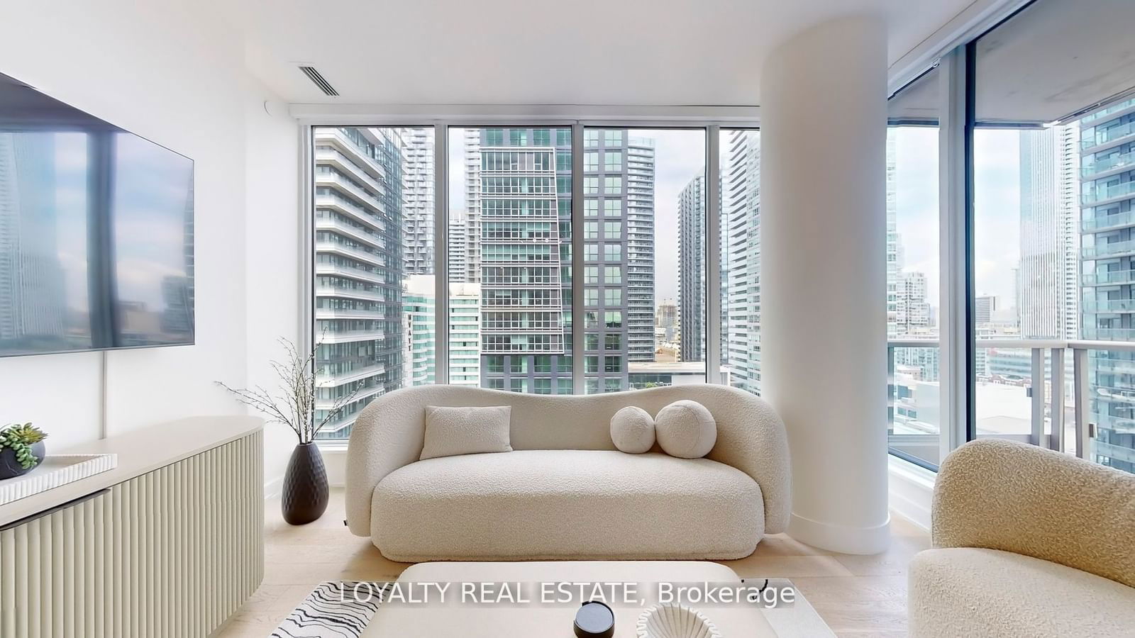 Condo for lease at 1614-35 Mercer Street, Toronto, Waterfront Communities C1, M5V 1H2 - MLS: C11934624