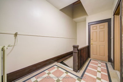Unit 4 — 1074 St Clair Avenue W — photo 6