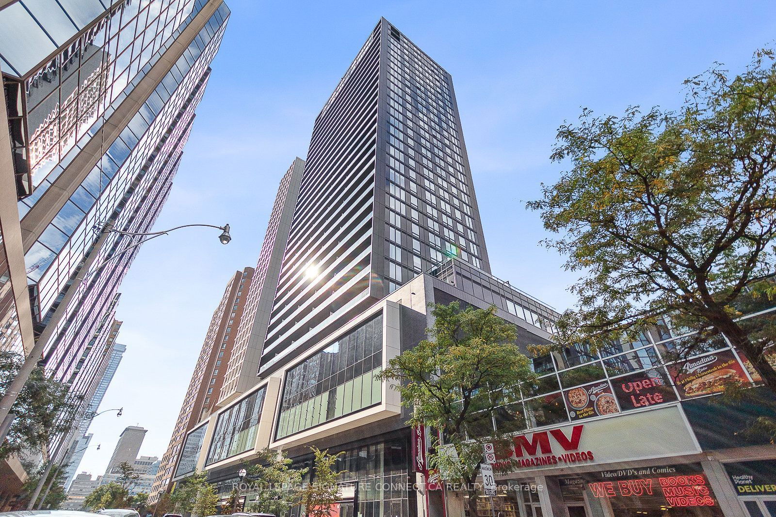 Condo for sale at 517-20 Edward Street, Toronto, Bay Street Corridor, M5G 1C9 - MLS: C11934865