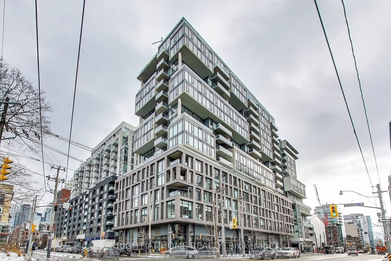 Condo for lease at 706-111 Bathurst Street, Toronto, Waterfront Communities C1, M5V 2R1 - MLS: C11934890