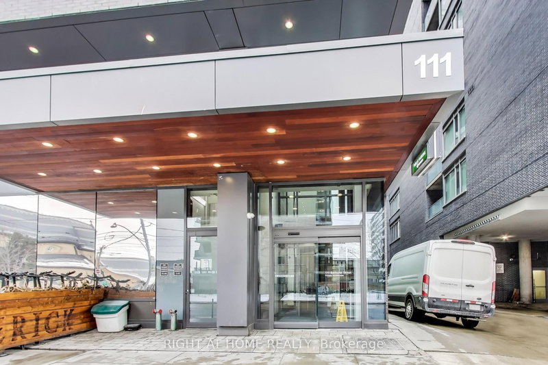706 - 111 Bathurst St, Toronto, M5V 2R1 | Image 3