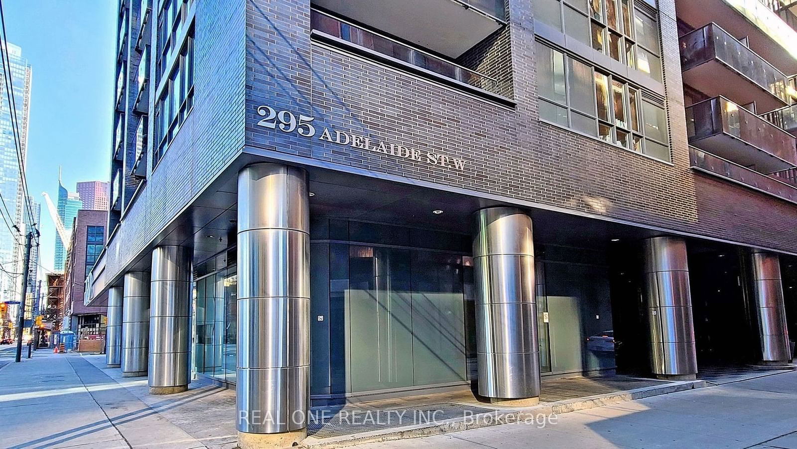 Condo for sale at 3106-295 Adelaide Street, Toronto, Waterfront Communities C1, M5V 0L4 - MLS: C11935023