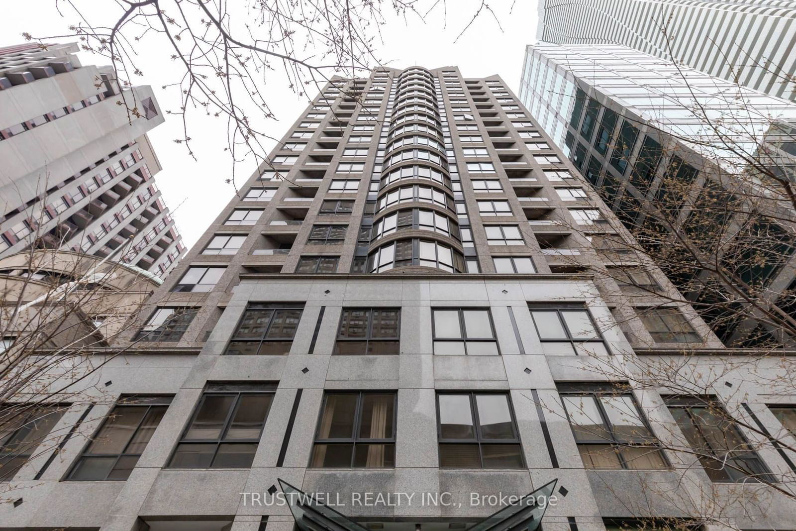 Condo for sale at LPH 03-55 Bloor Street, Toronto, Church-Yonge Corridor, M4W 3W6 - MLS: C11935114