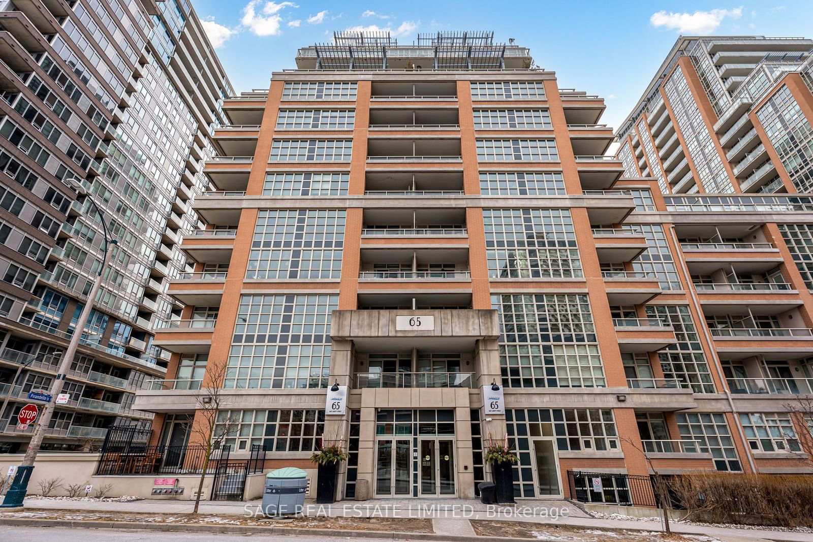 Condo for sale at 1717-65 East Liberty Street, Toronto, Niagara, M6K 3R2 - MLS: C11935206